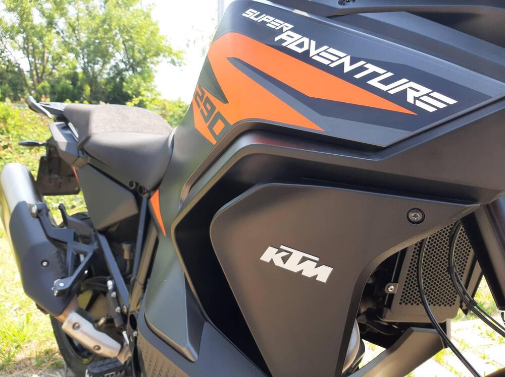 KTM 1290 Super Adventure S (2021) (4)