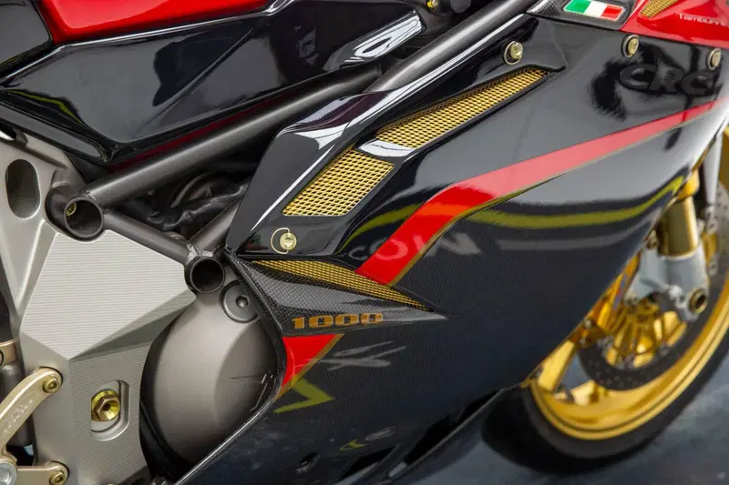 MV Agusta F4 1000 Tamburini (2004 - 06) (18)