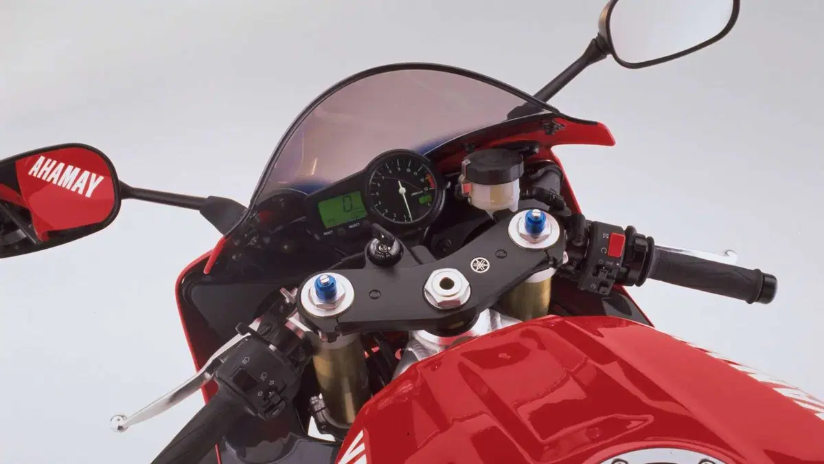 Yamaha YZF R1 YZF R1 (2000 - 01) (3)