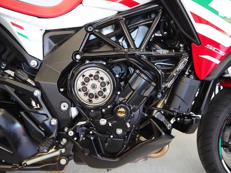 MV Agusta Turismo Veloce 800 RC SCS (2022 - 26) (2)