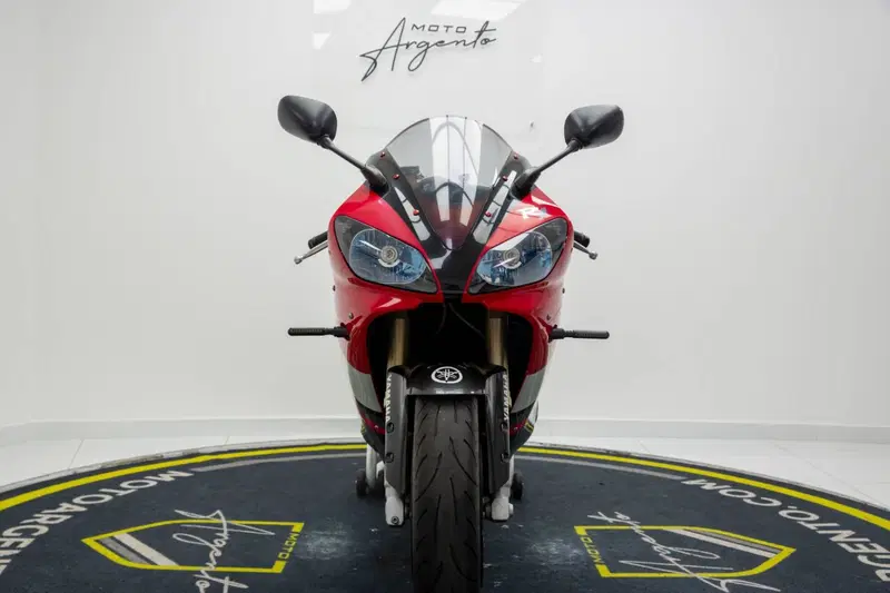 Yamaha YZF R1 (2000 - 01) (8)