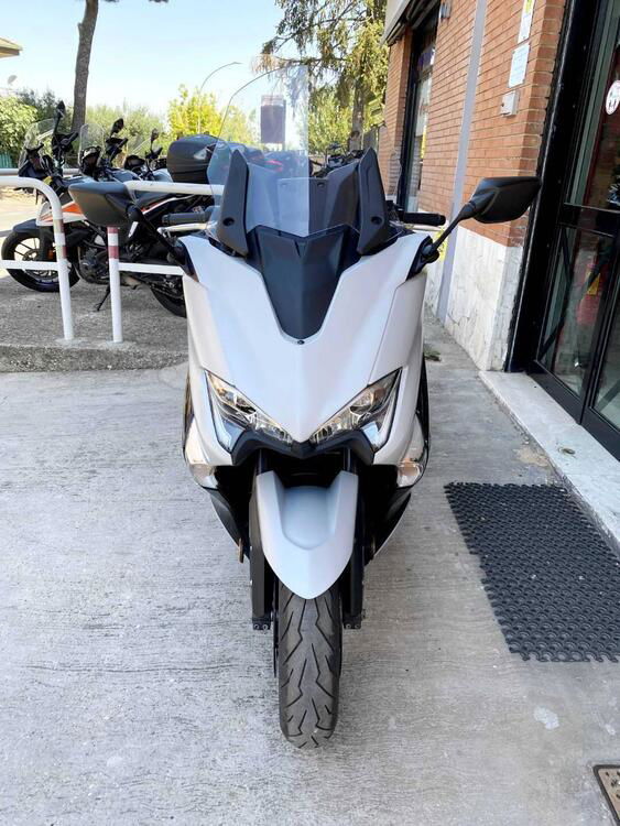 Yamaha T-Max 530 DX (2017 - 19) (3)