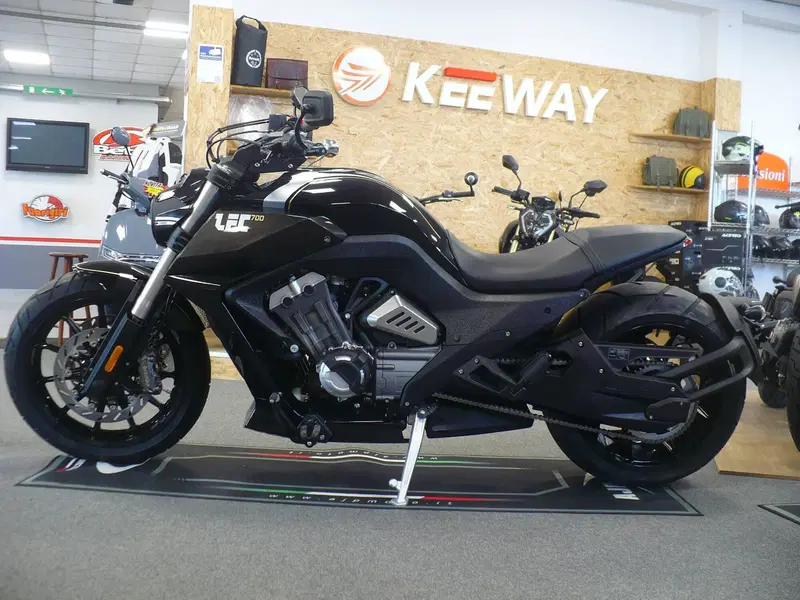 Benda Motorcycles LFC 700 (2024 - 26) (2)