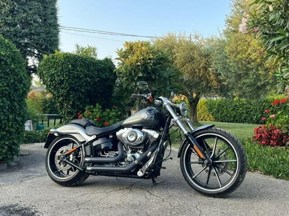 Harley-Davidson 1690 Breakout (2013 - 17) - FXSB