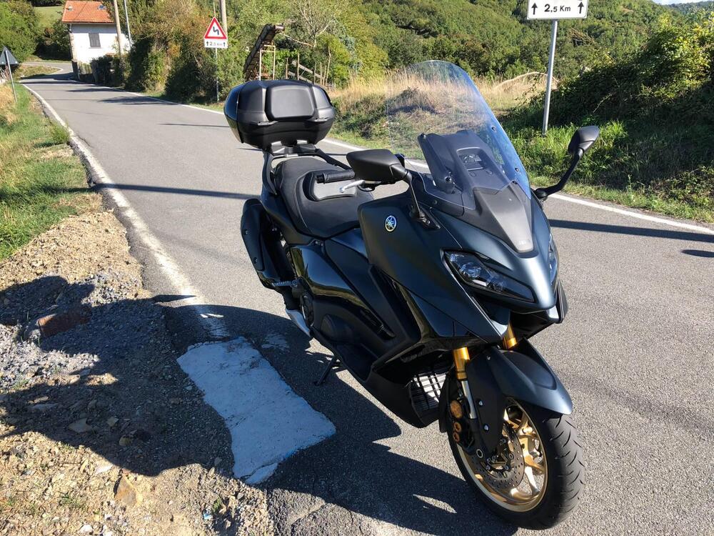 Yamaha T-Max 560 Tech Max (2022 - 24) (2)