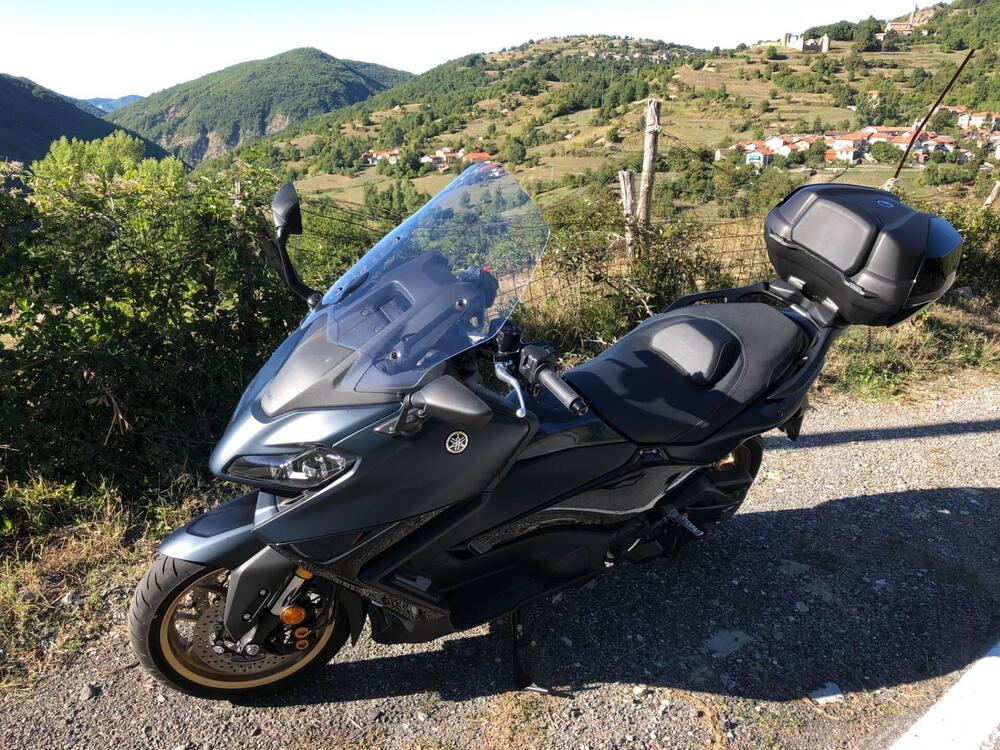 Yamaha T-Max 560 Tech Max (2022 - 24) (3)