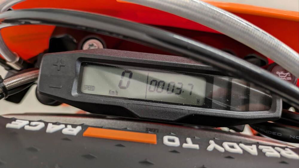 KTM EXC 250 TBI Six Days (2024) (5)