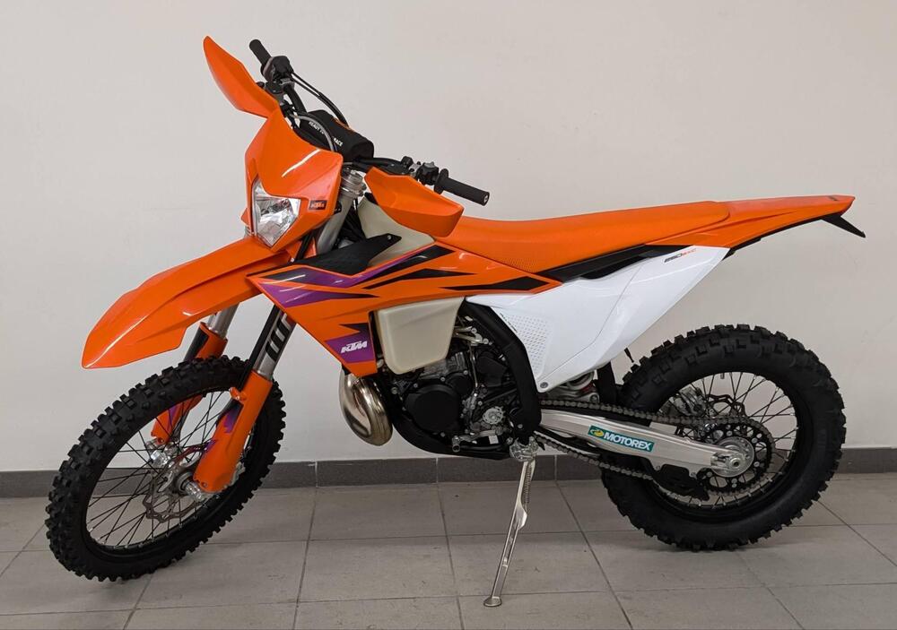 KTM EXC 250 TBI Six Days (2024) (2)