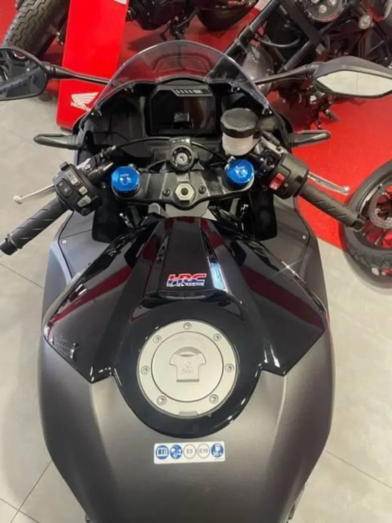 Honda CBR 600 RR (2024 - 26) (6)