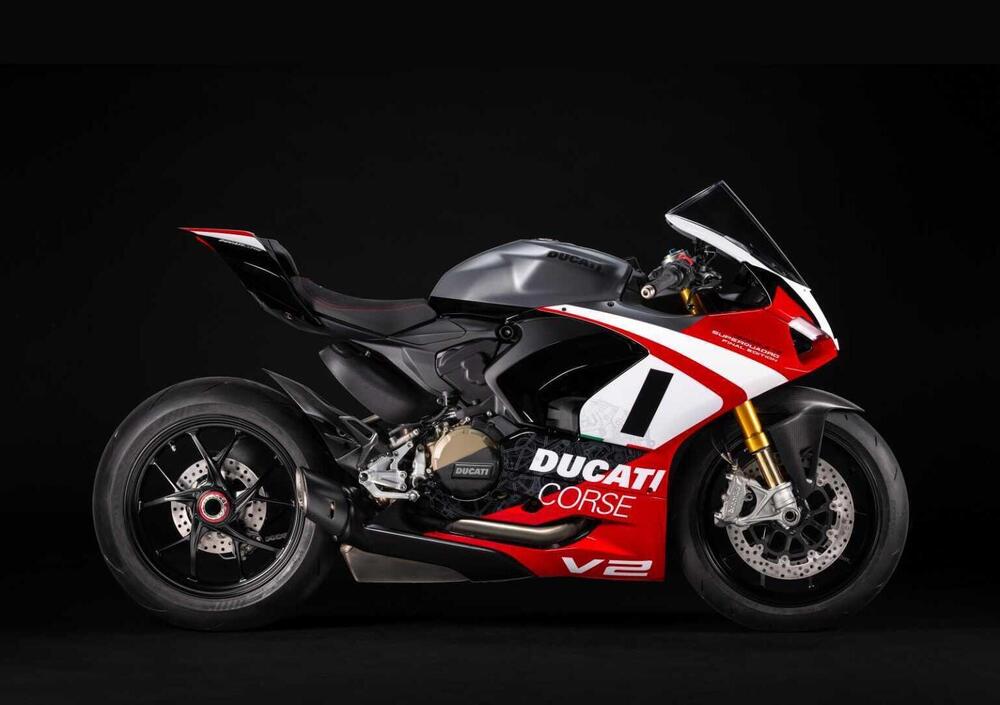 Ducati Panigale V2 Superquadro Final Edition (2024) (2)