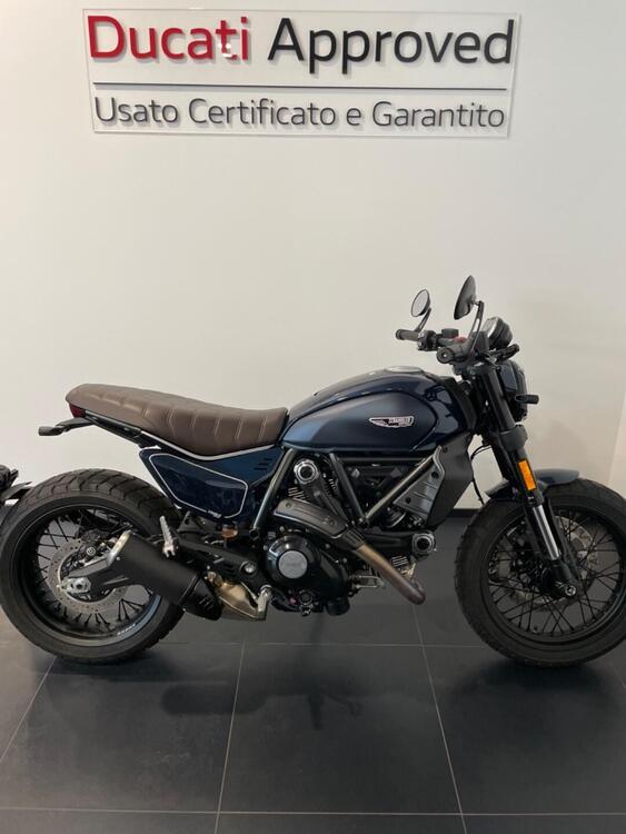 Ducati Scrambler 800 Night Shift (2023 - 24)