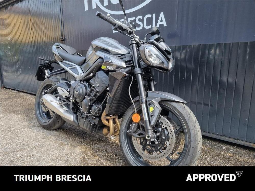 Triumph Street Triple R (2020 - 23) (3)