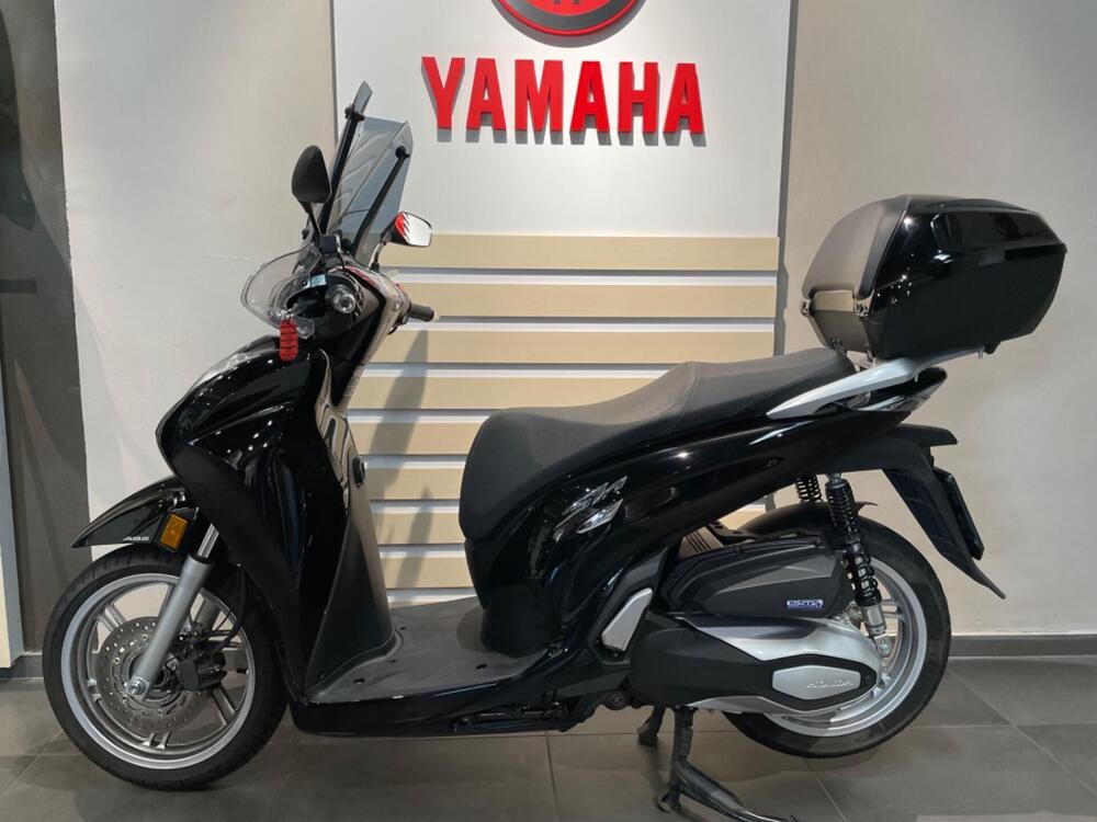 Honda SH 350 Sport (2021 - 24) (2)