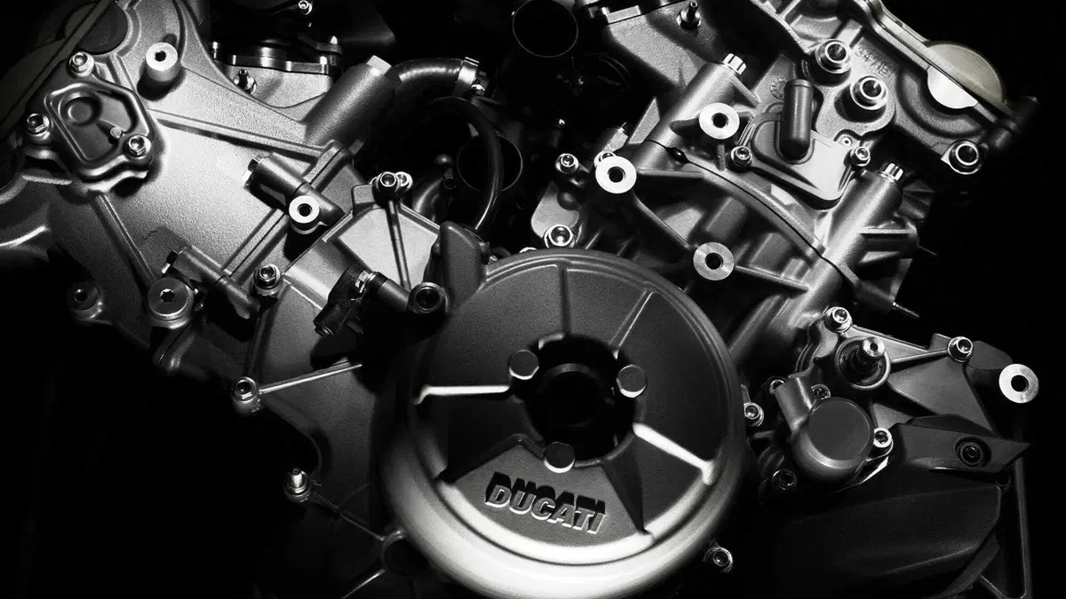 Ducati Panigale V2 Superquadro Final Edition, in Edizione limitata [VIDEO] (5)