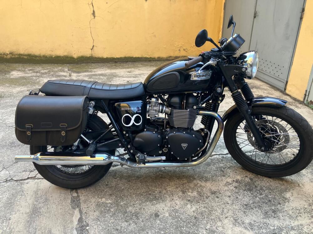 Triumph Bonneville T100 (2008 - 16) (2)