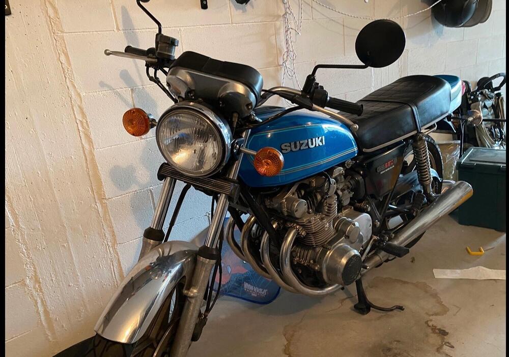 Suzuki GS 550 E (2)