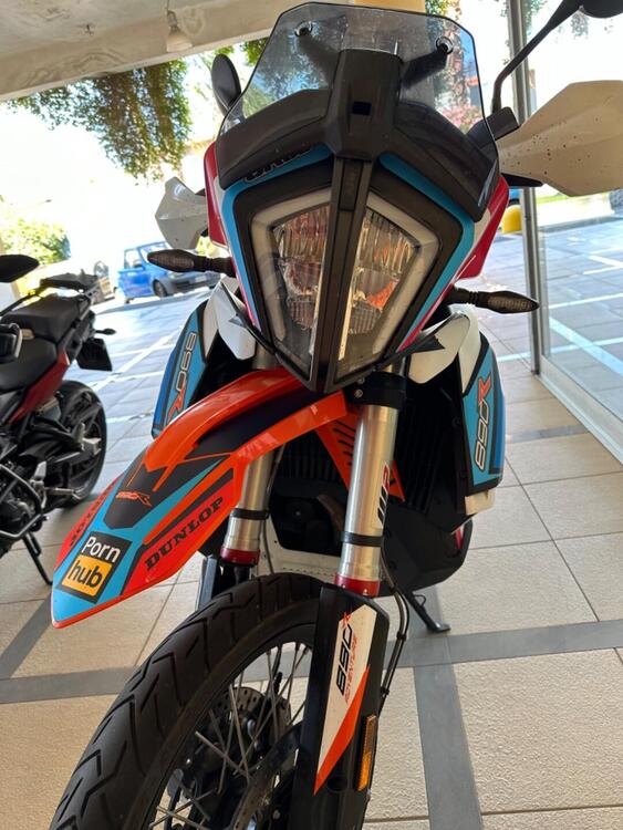 KTM 890 Adventure R (2022) (3)