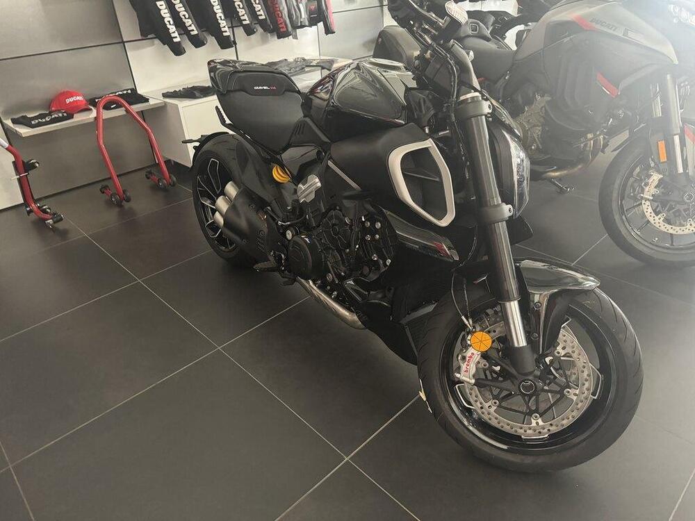 Ducati Diavel V4 (2023 - 24) (3)