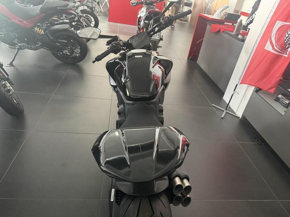 Ducati Diavel V4 (2023 - 24) (4)