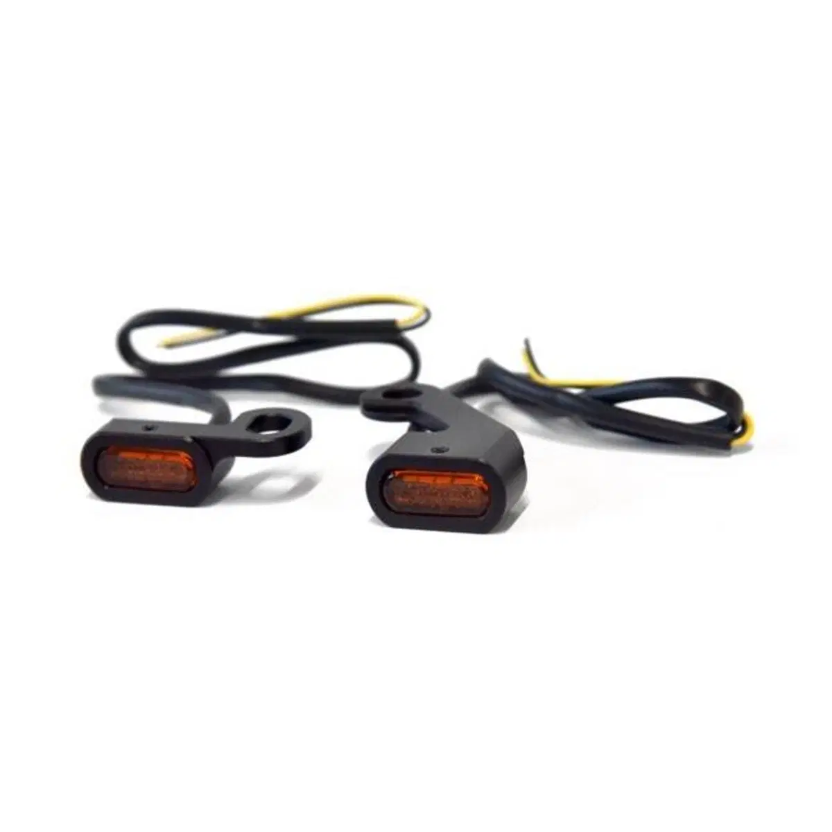 Frecce nere con lenti ambrate omologate a LED per 