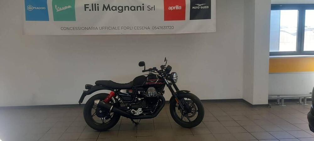 Moto Guzzi V7 850 Stone Special Abs (2021)