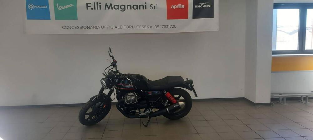 Moto Guzzi V7 850 Stone Special Abs (2021) (2)