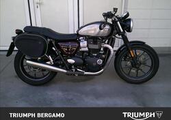 Triumph Street Twin 900 (2017 - 18) usata