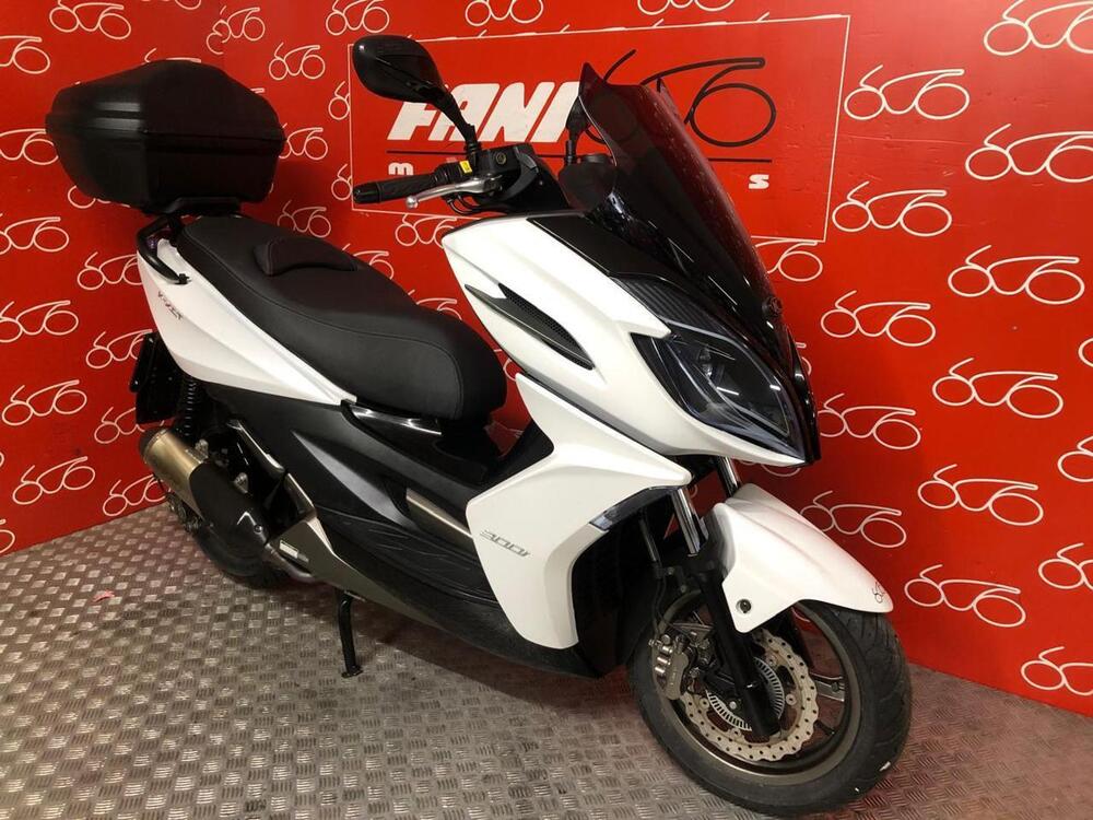 Kymco K-Xct 300i ABS (2012 - 17) (2)