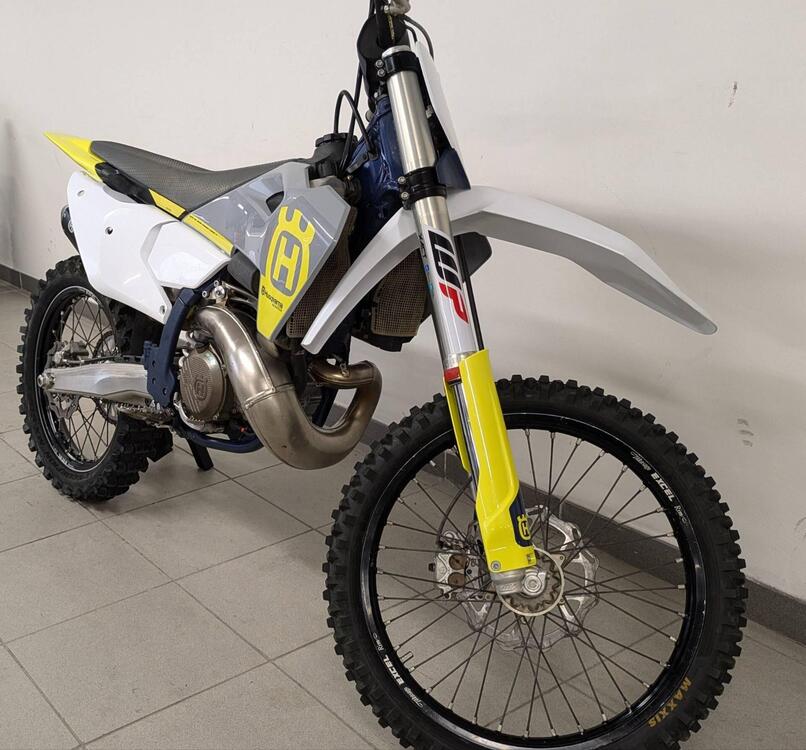 Husqvarna TC 250 (2024) (3)