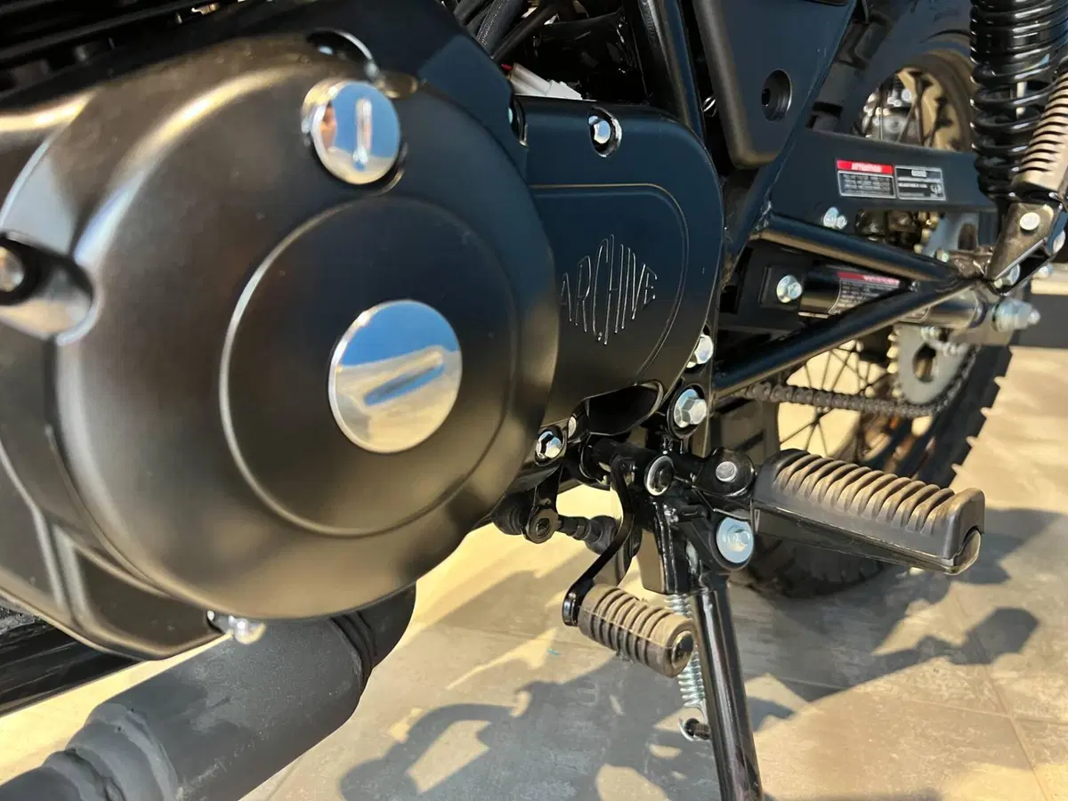 Archive Motorcycle AM 90 250 Scrambler (2022 - 26) (6)