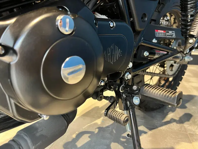 Archive Motorcycle AM 90 250 Scrambler (2022 - 26) (6)