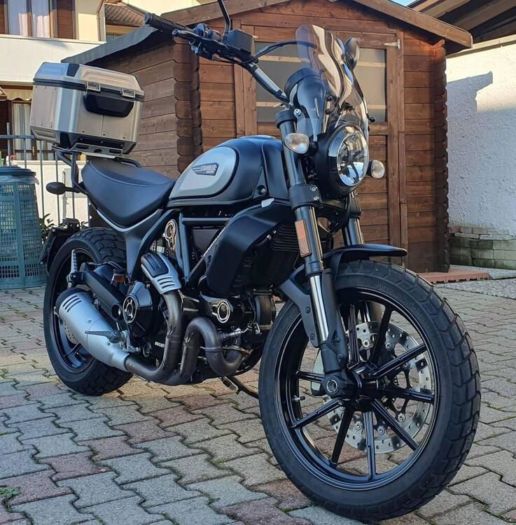 Ducati Scrambler 800 Icon Dark (2020) (2)