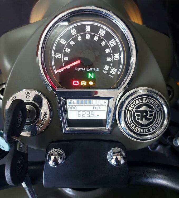 Royal Enfield Classic 350 (2021 - 24) (5)