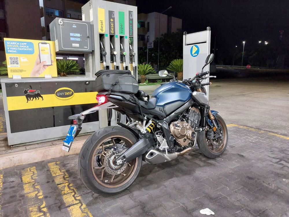 Honda CB 650 R (2021 - 23) (2)