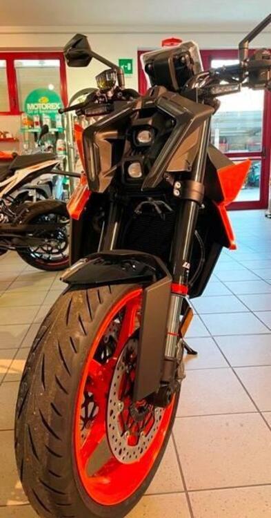 KTM 990 Duke (2024) (5)