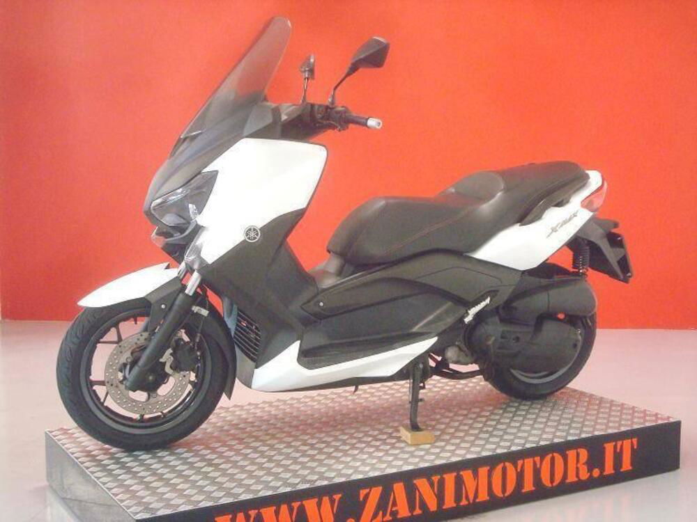 Yamaha X-Max 125 (2014 - 16) (4)