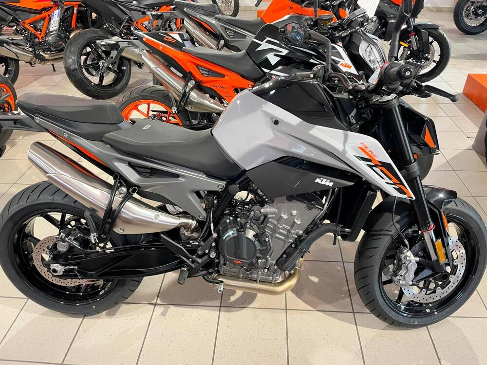 KTM 790 Duke L (2023 - 24)