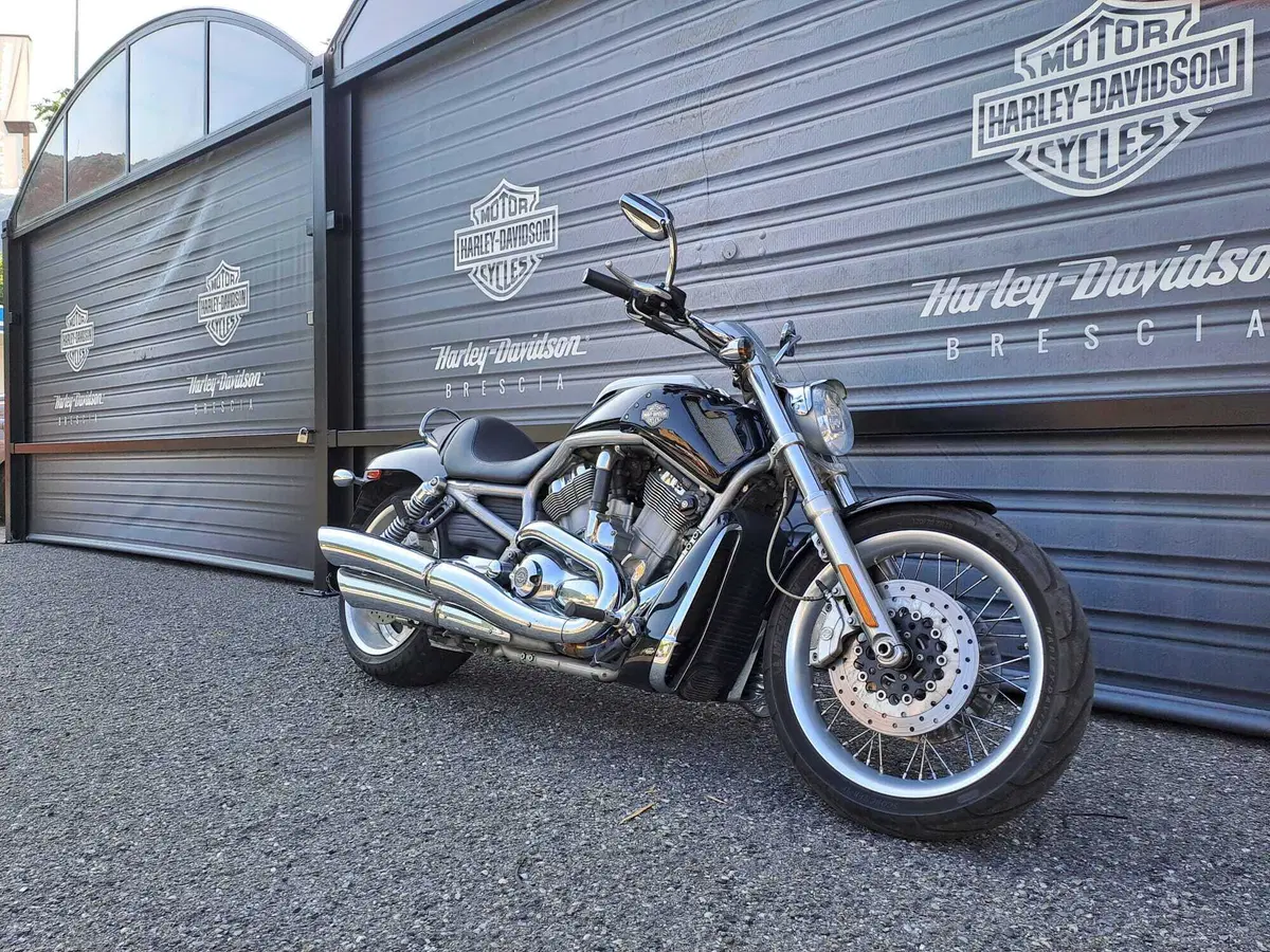 Harley-Davidson 1250 V-Rod (2008 - 12) - VRSCAW (2)