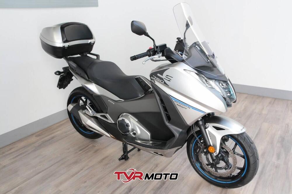 Honda Integra 750 DCT Sport (2017)