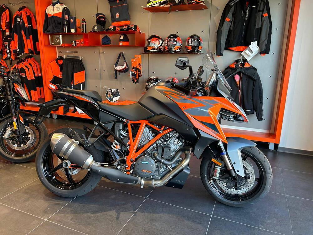 KTM 1290 Super Duke GT (2022 - 24)