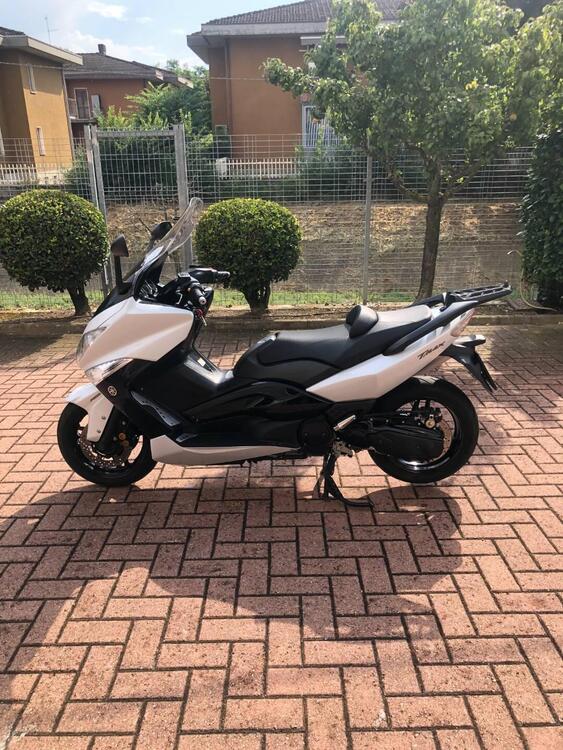 Yamaha T-Max 500 White Max (2010 - 11)