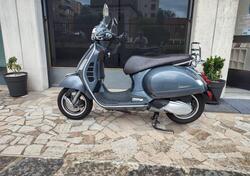 Vespa GTS 300 Touring ABS (2017 - 19) usata