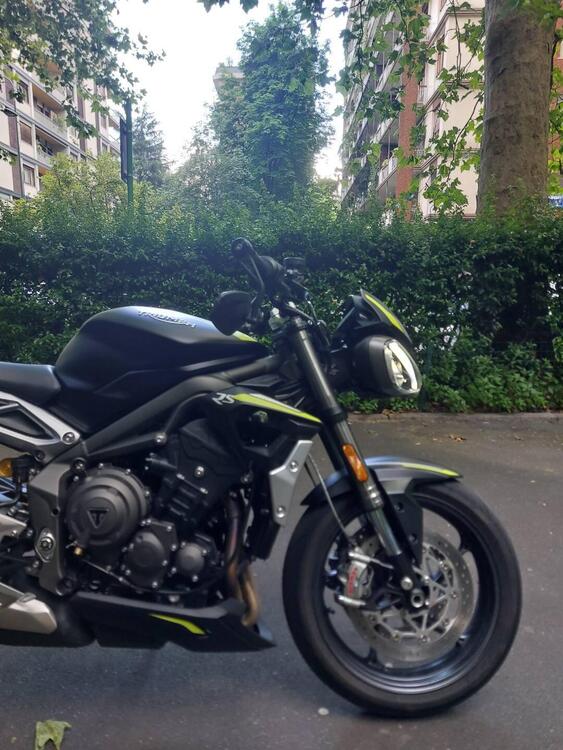 Triumph Street Triple RS (2020 - 22) (5)