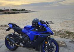 Yamaha YZF R1 (2020 - 24) usata