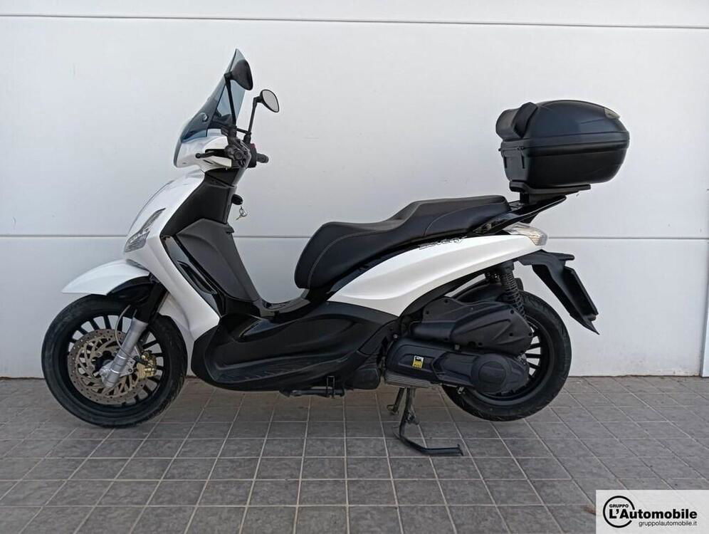 Piaggio Beverly 300 i.e. (2010 - 16)