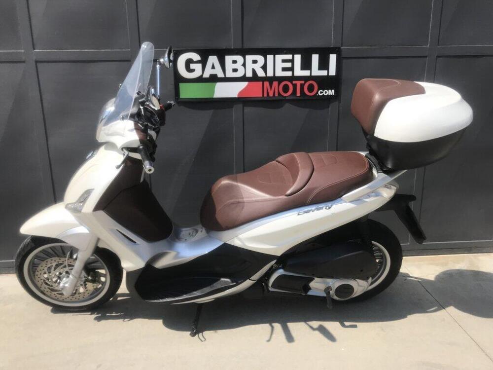 Piaggio Beverly 300 i.e. (2010 - 16)