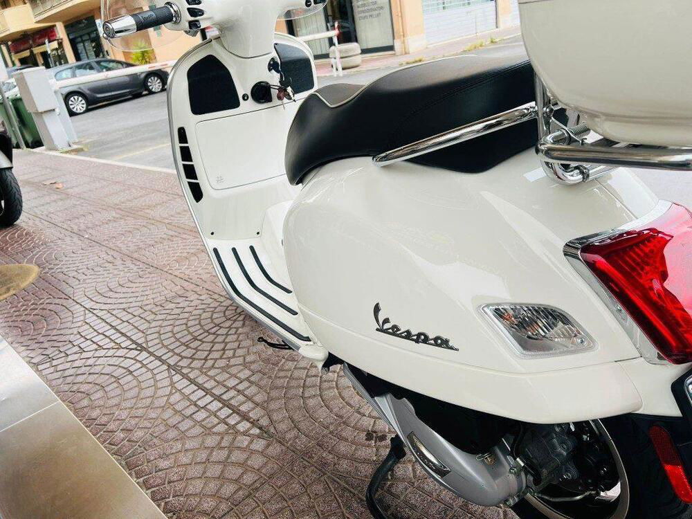 Vespa GTS 150 Super ie (2017 - 19) (5)