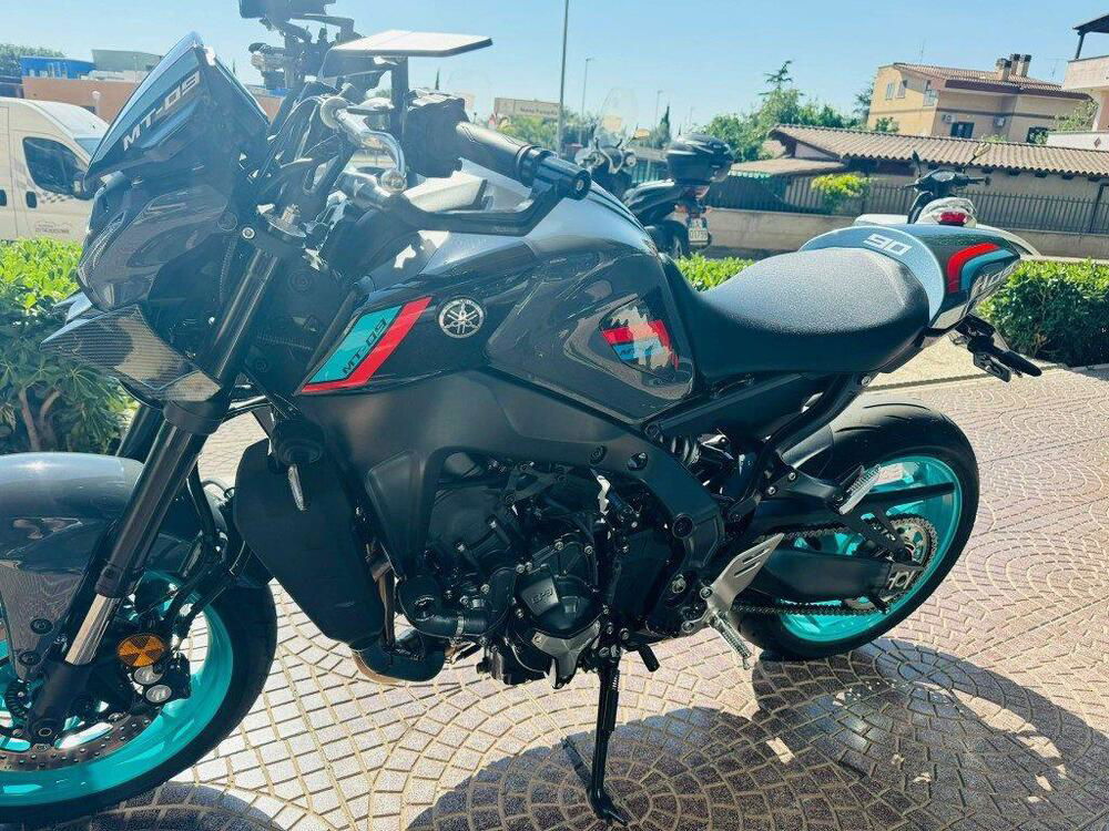 Yamaha MT-09 (2021 - 23) (4)