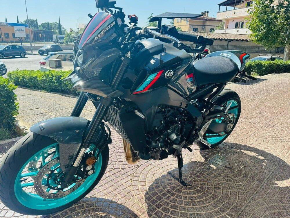 Yamaha MT-09 (2021 - 23) (2)