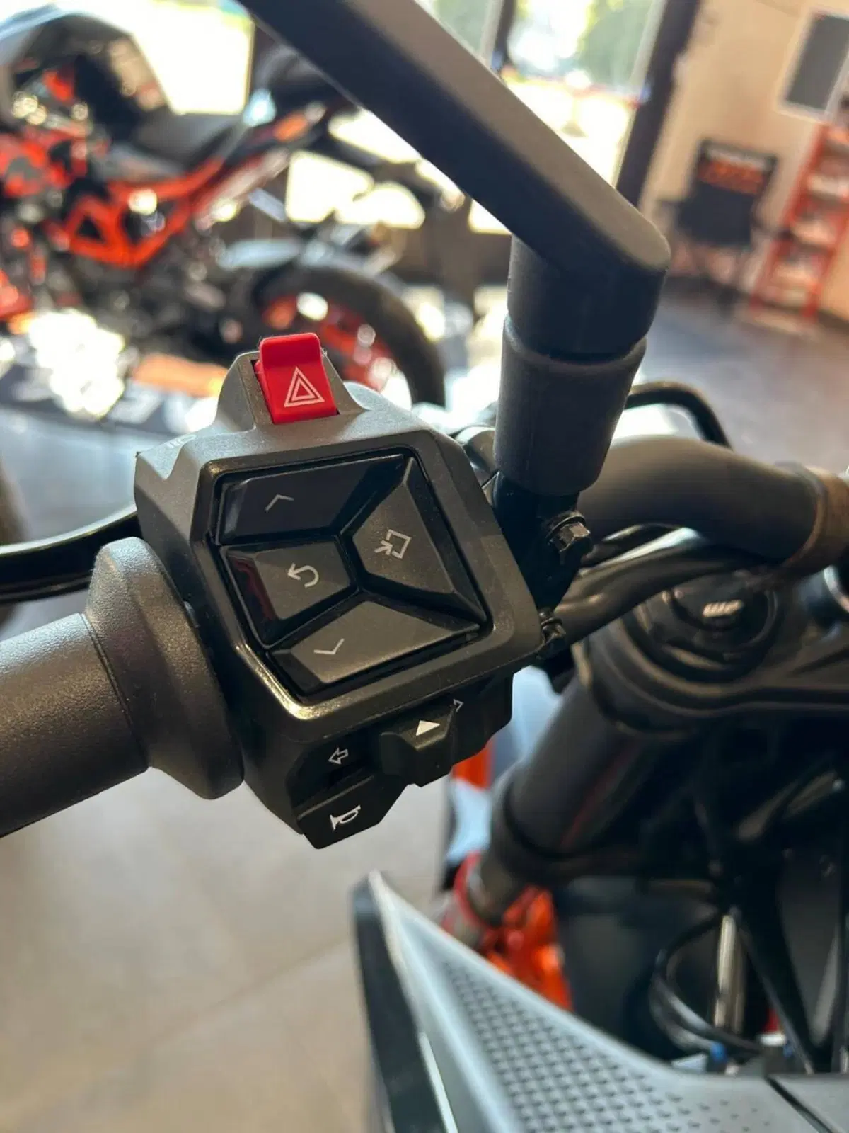 KTM 125 Duke (2024 - 25) (7)